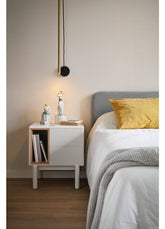 Unusual Friends, Cat